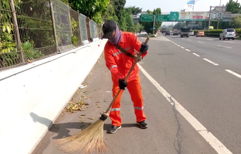 JASA PERAWATAN DAN PEMELIHARAAN TAMAN